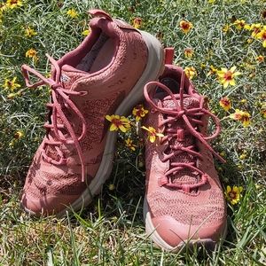 Keen Womens Terradora II Water Proof hiking shoes